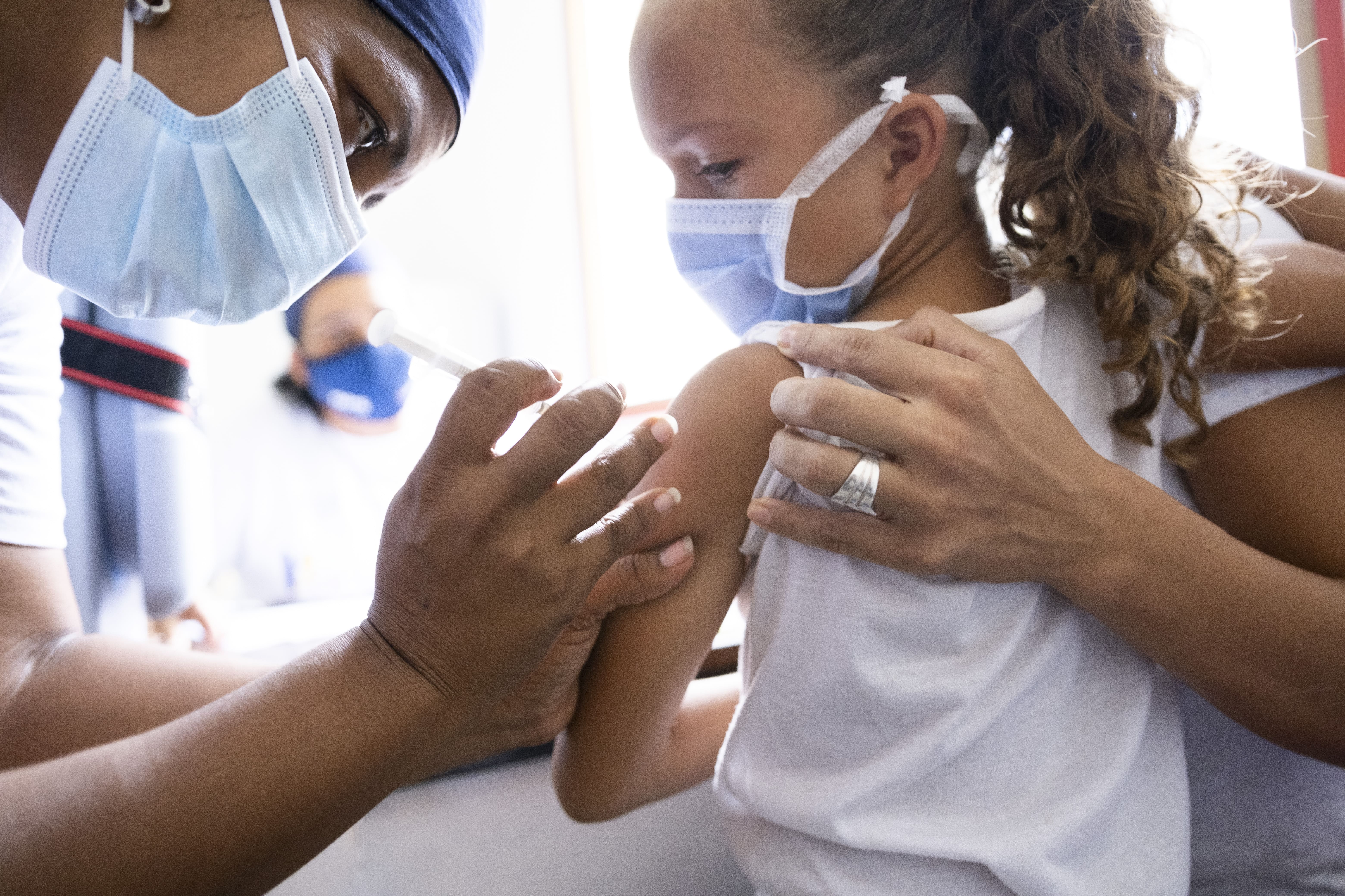 Vacinação de uma criança