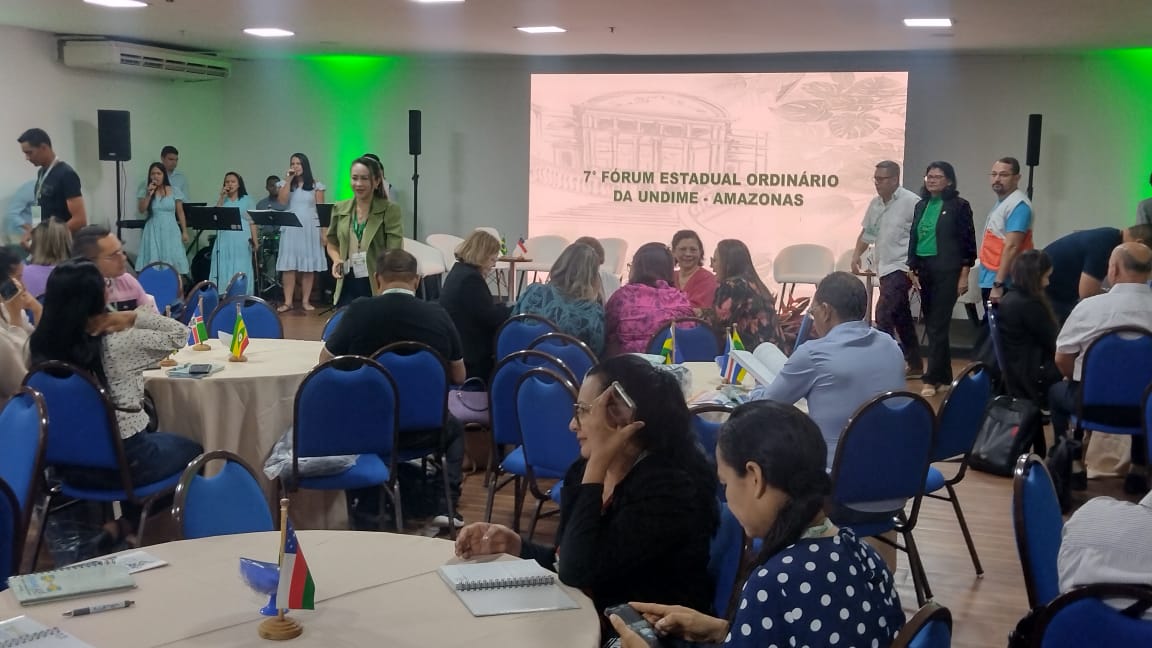 Evento tem como foco fortalecer as políticas educacionais junto aos municípios que realizam a Busca Ativa Escolar e acontece durante os dias 17 e 18 de maio em Manaus
