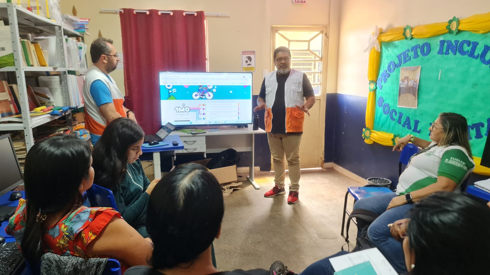 Técnicos e gestores das equipes do Selo UNICEF  dos municípios de Careiro da Várzea e Manaquiri  participaram do encontro para esclarecer dúvidas sobre as atividades da iniciativa
