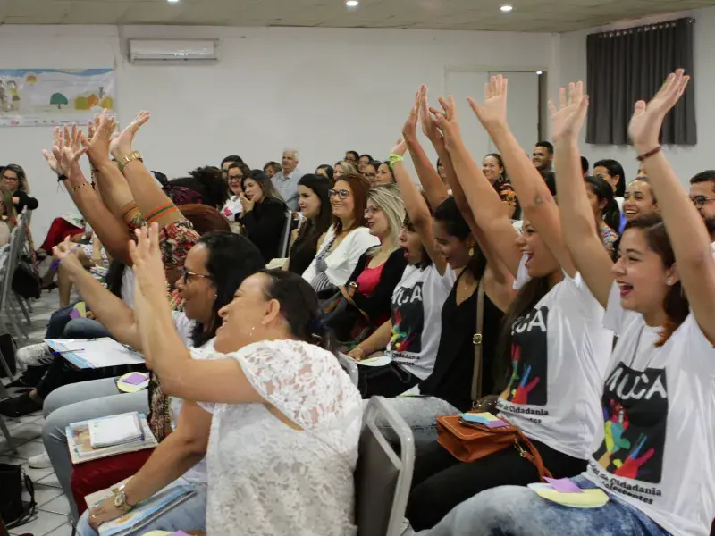 Gestores pernambucanos defendem estratégias intersetoriais para combater a evasão escolar