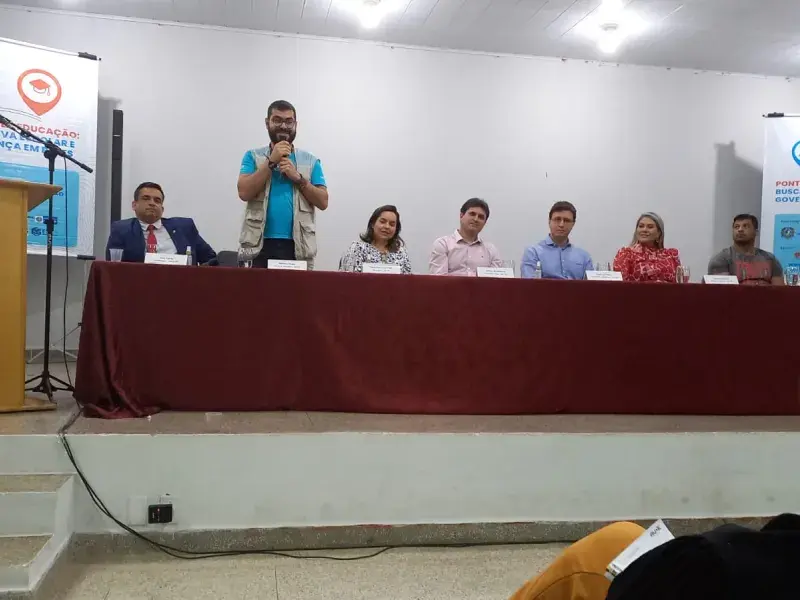 Evento acontece em Ariquemes/RO e tem como objetivo aprimorar o controle das políticas educacionais aos municípios e ao Estado de Rondônia (Foto: Erli Oliveira)