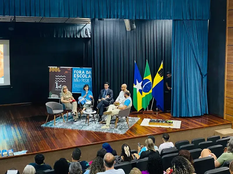 Formação em educação no Teatro Banzeiros