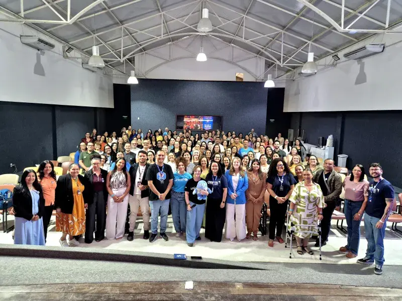 Grupo reunido para foto oficial