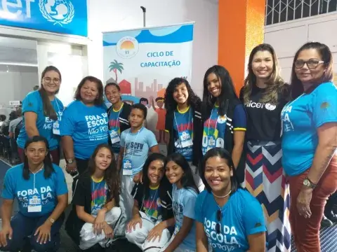 Estiveram presentes na formação gestores e técnicos de Assistência Social, presidentes dos Conselhos Municipais dos Direitos da Criança e Adolescente, Conselheiros Tutelares, articuladores e mobilizadores do Selo UNICEF. 