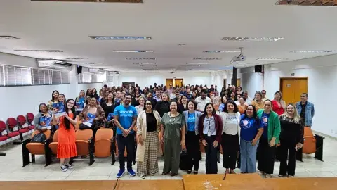 Equipe do Selo UNICEF, Instituto Peabiru com articuladores e mobilizadores todos juntos 