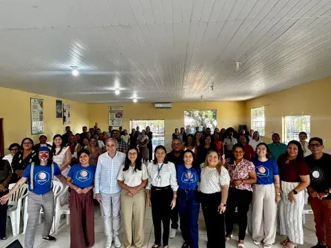 Equipe do Selo UNICEF, Instituto Peabiru com articuladores e mobilizadores todos juntos 