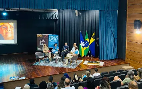 Formação em educação no Teatro Banzeiros