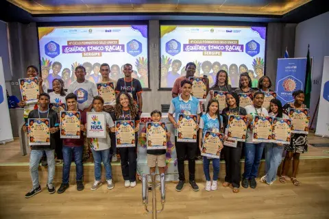 Adolescentes e jovens dos NUCAs celebram sua participação no 4º Ciclo Formativo do Selo UNICEF
