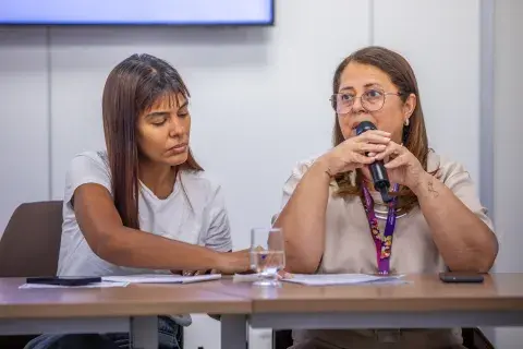 Representantes de diferentes instituições durante encontro do Selo UNICEF em Minas Gerais.