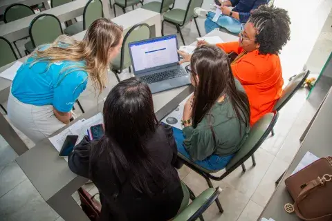 Oficina agenda transversal em Vitória da Conquista (BA)