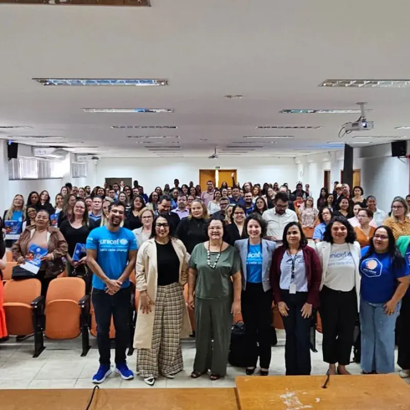 Equipe do Selo UNICEF, Instituto Peabiru com articuladores e mobilizadores todos juntos 